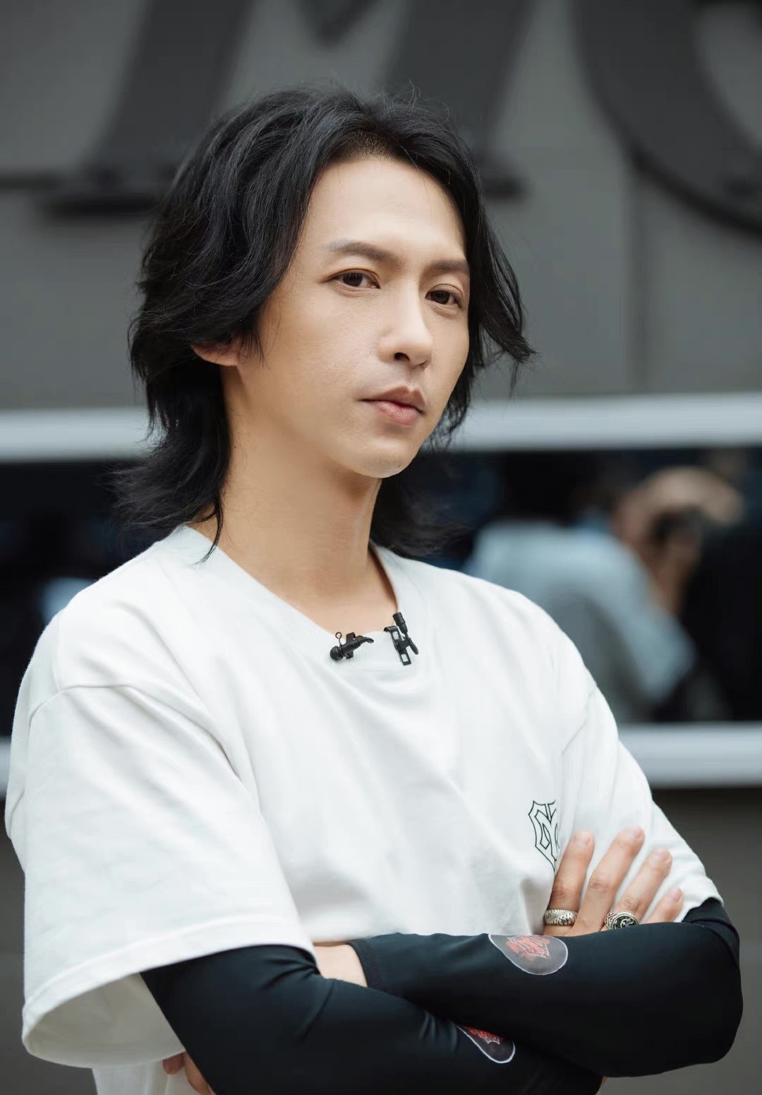 张淇:黑豹乐队第十位任主唱,以团宠身份出征披荆斩棘的哥哥