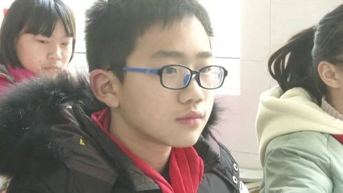 爸爸牺牲10年妈妈瞒了10年，10岁扬州小学生去了爸爸牺牲的地方