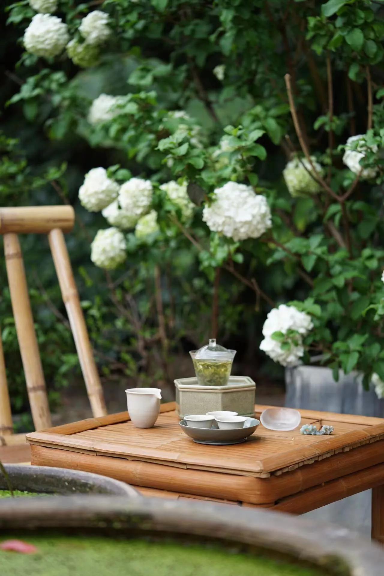 答新手HR问：劳动合同到期后忘续签，员工仍在岗继续工作怎么办？