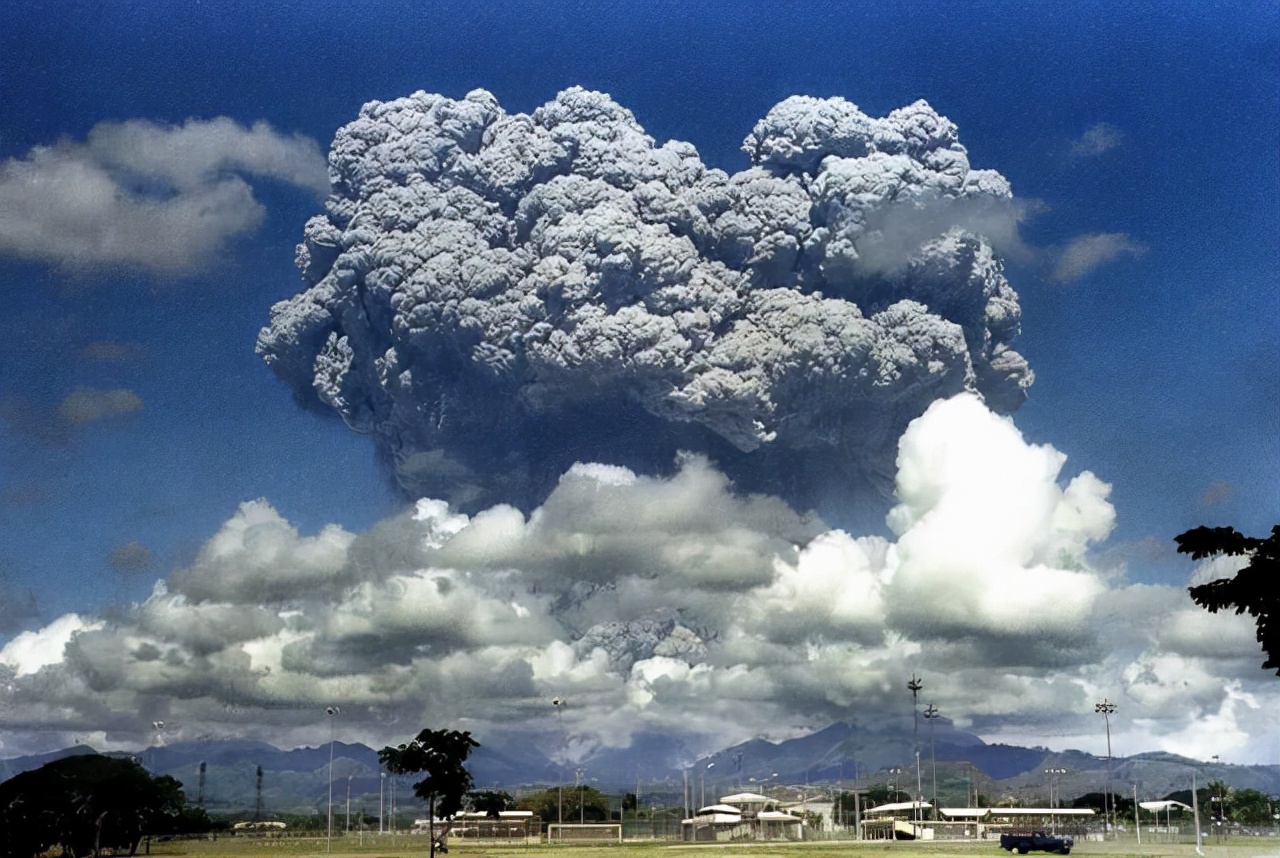 火山爆发的危害（火山喷发有多危险8级可毁灭全人类）