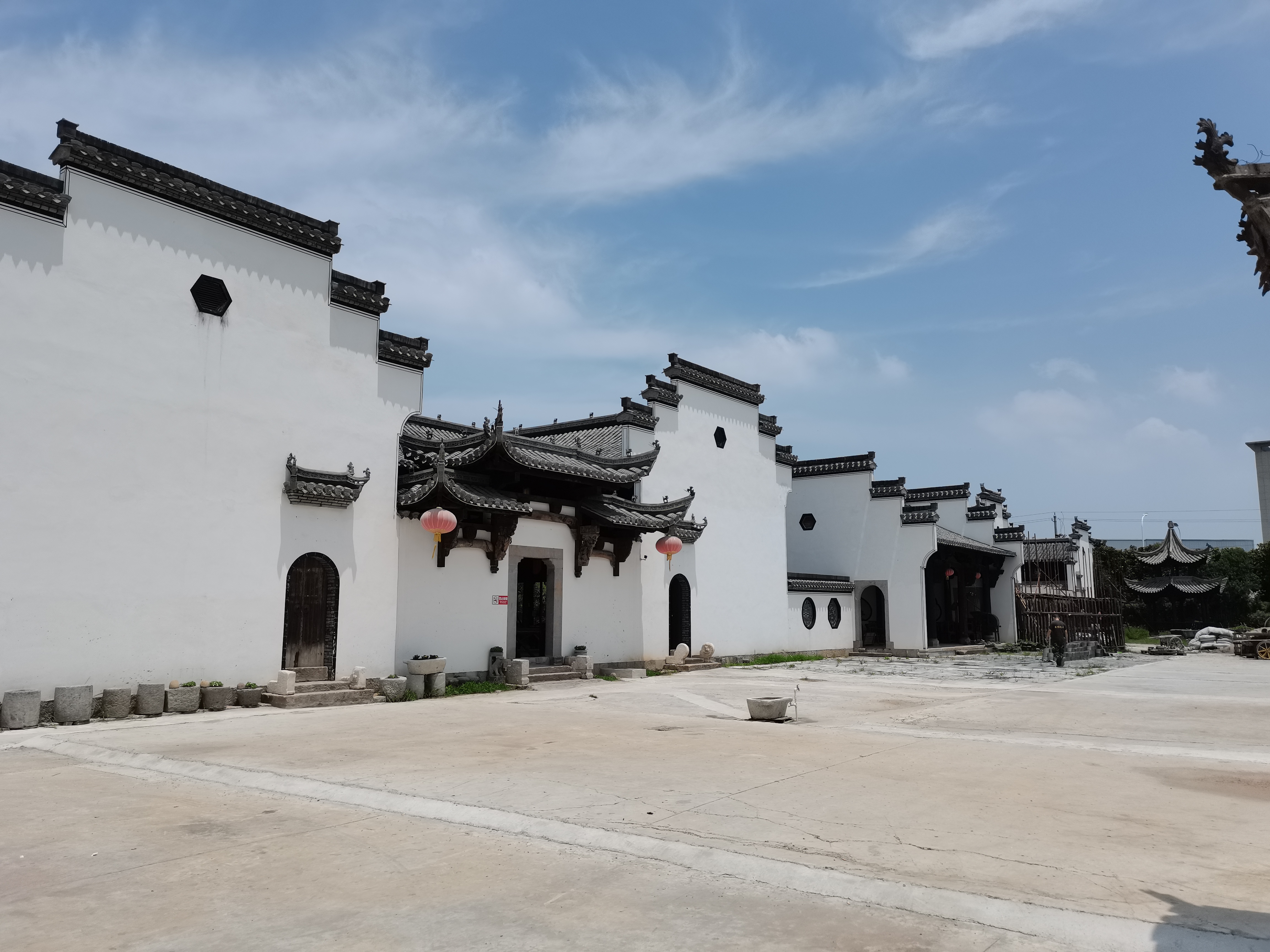 职场中，不要认为是学校，不要干这三件蠢事，会耽误你的前途