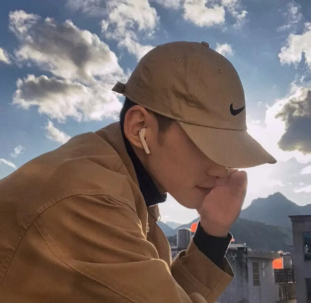 好看的微信动漫男头像丨目之所及，万千欢喜