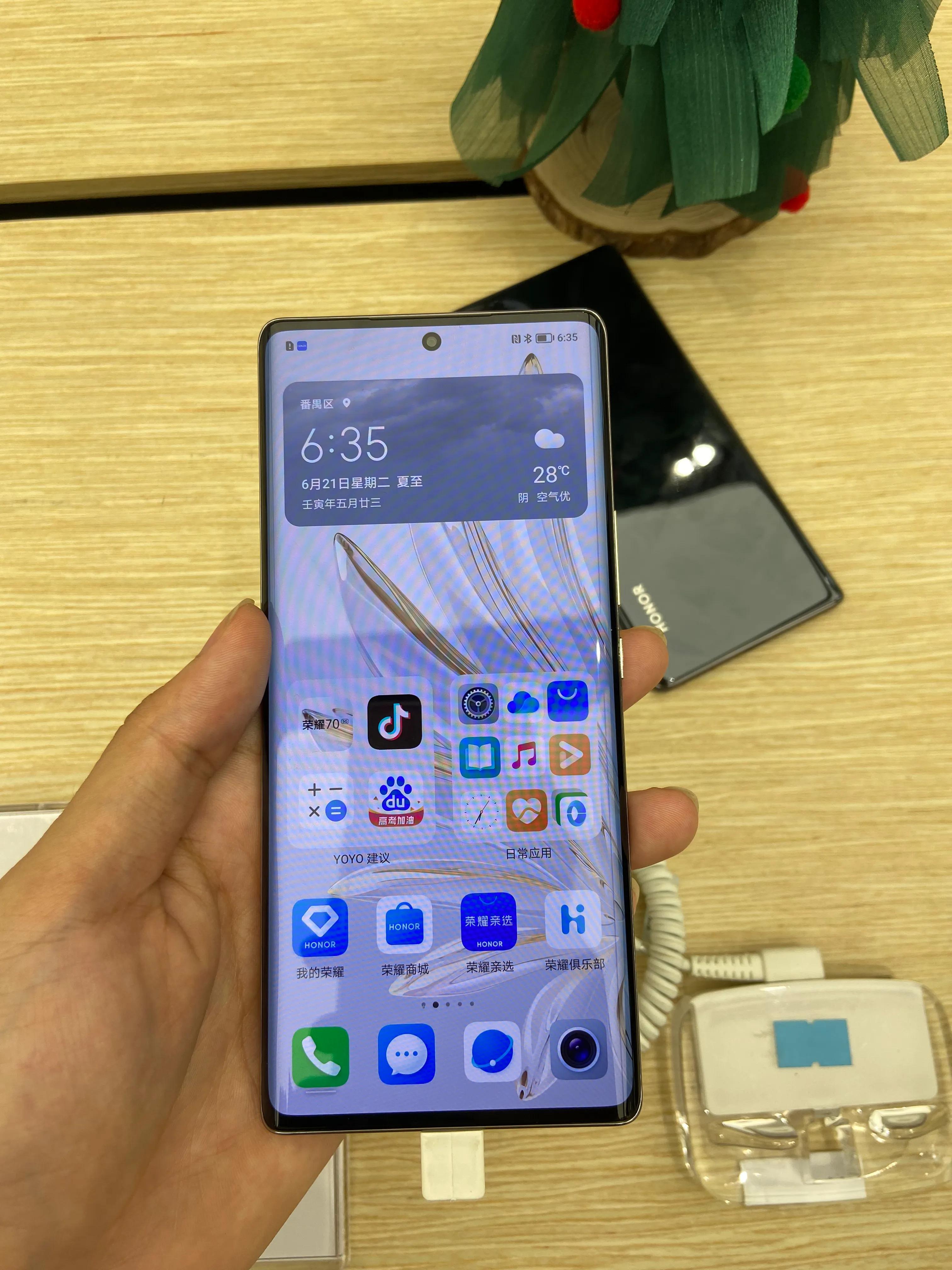 红米K50 荣耀70 小米12X选哪一个
