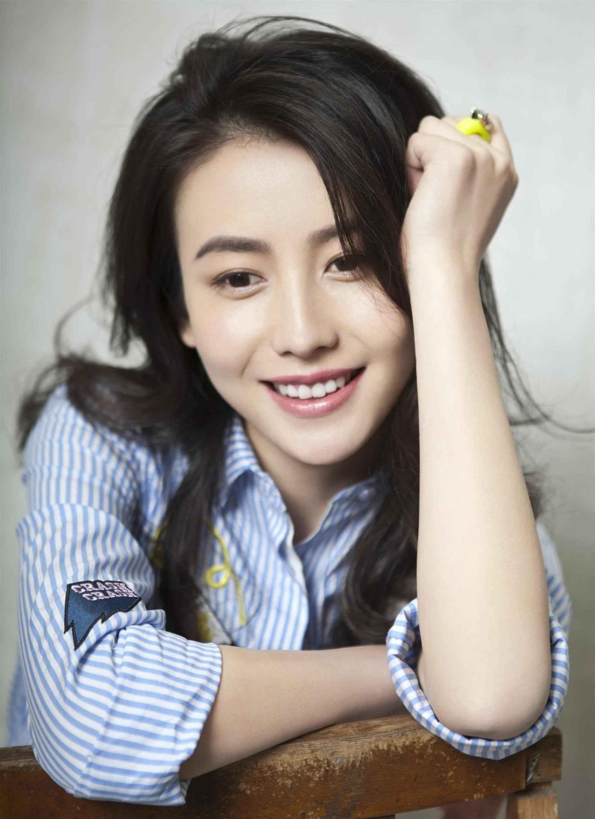 新疆舞美女明星新疆舞蹈演员女