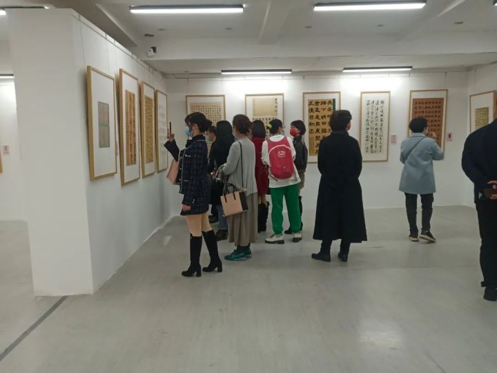 “锦里春风——成都市女书法家新春书法小品展”开展