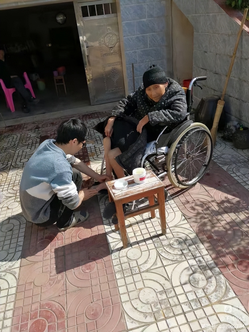 劉庭華：孝路長旅赤子情