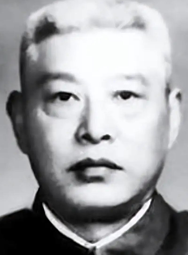 他曾担任福建省副省长，被康生诬陷为“叛徒”，1969年含恨去世