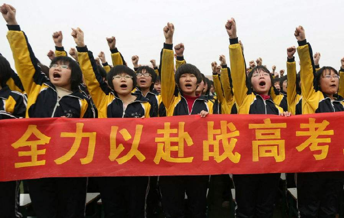 为何每年高考前夕，“避孕药”销量剧增，资深班主任含泪说出实情