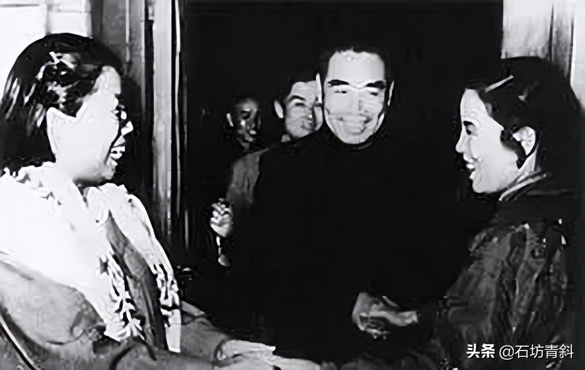 情路坎坷的舒绣文，病危无人照顾，临终前将八万存款全交党费