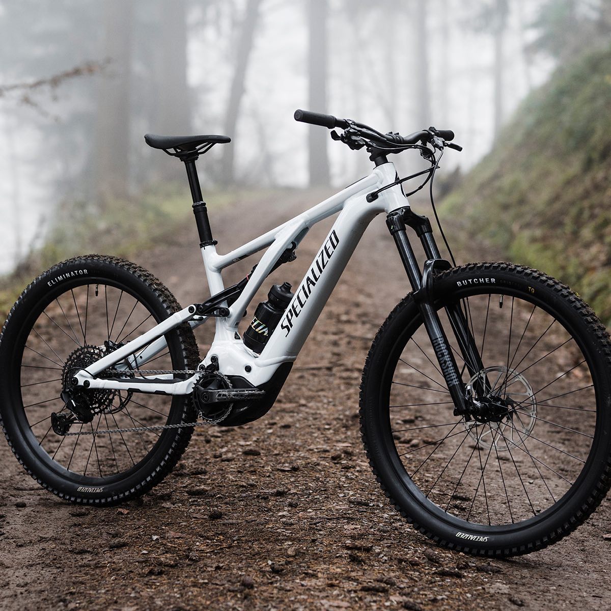 市场最贵的山地车—闪电s-works turbolevo—15000美元