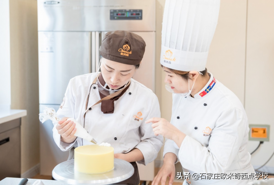 石家庄学西点烘焙去哪里？贵不贵？学费多少？