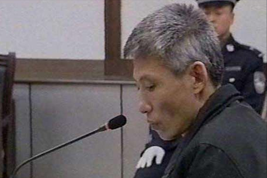 2003年，黑帮教父刘涌被执行死刑，为何提前在脚镣上塞上一元钱？