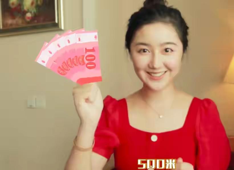 还记得“点读机女孩”吗？成为康辉师妹的她参加冬残奥会开幕式了