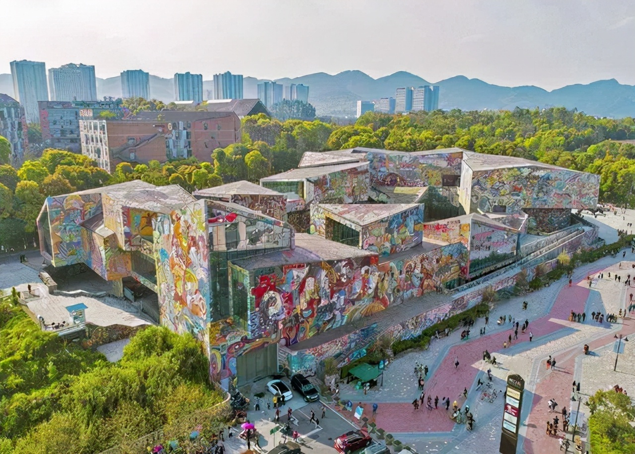 艺考快讯！四川美术学院和景德镇陶瓷大学发布2022年专业招生公告