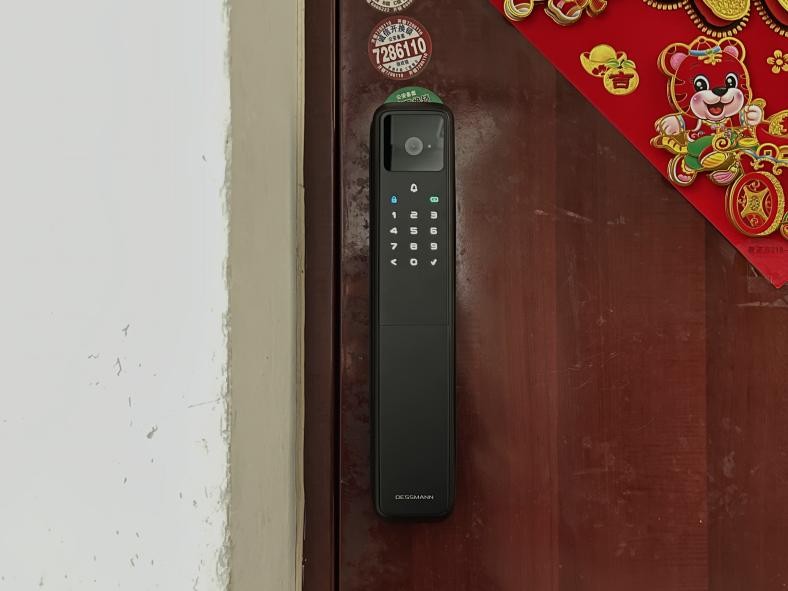 德施曼Q50MPro猫眼大屏智能锁—家门口的第一道安全防线