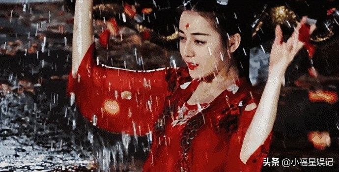 同样演“红装女神”,把刘亦菲景甜和王祖贤朱茵对比看,谁更胜一筹