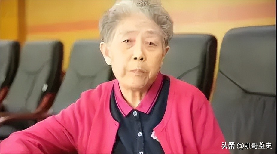 75岁老干妈再出山，收拾两个“不争气”的儿子，晚年基业恐难守住