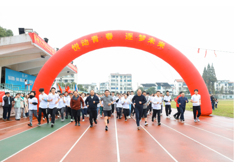 瞩目！《光明日报》、CCTV等中央媒体，2021都“特别关注”江苏这所大学！