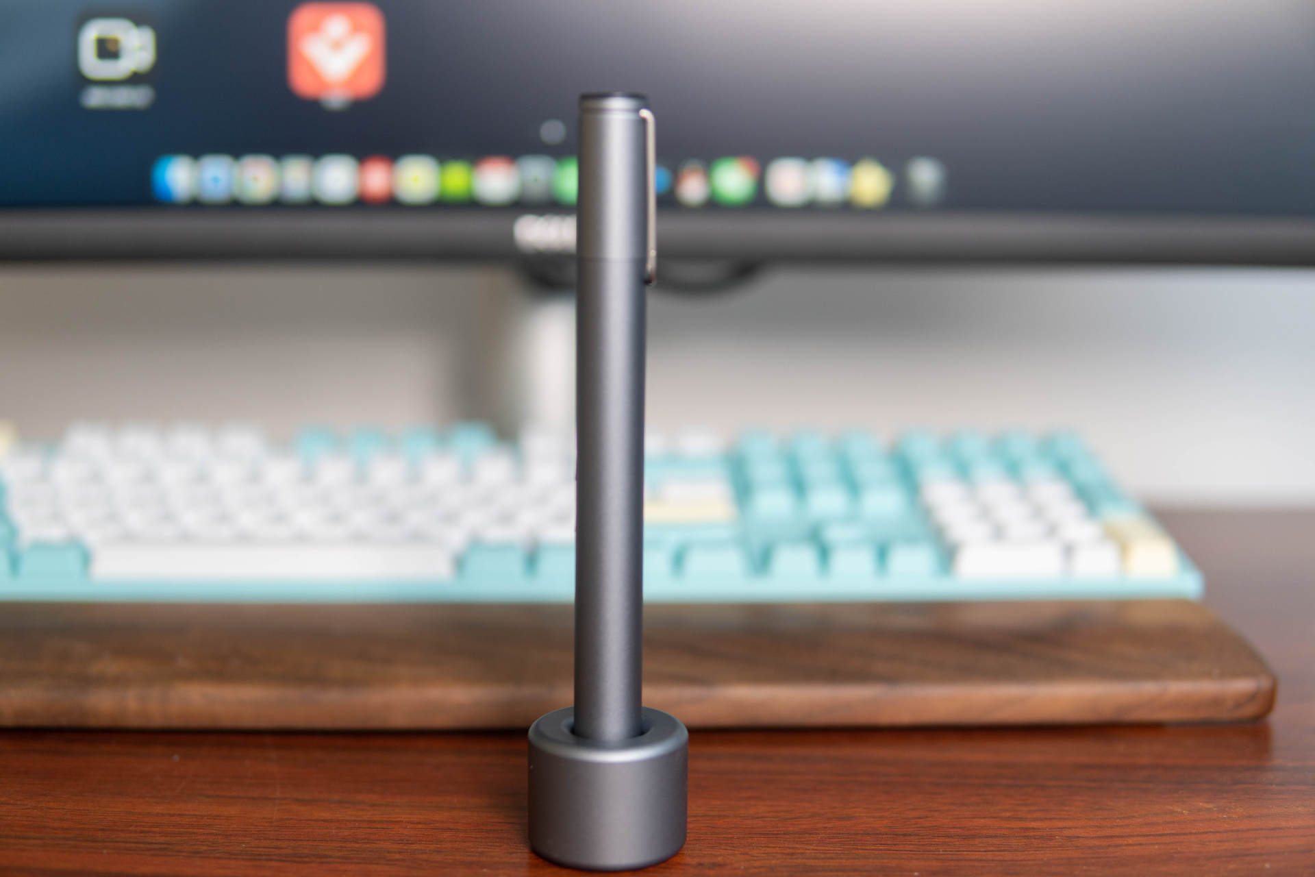 36只批头，电动操作，WOWSTICK电动螺丝刀会是你的心头爱吗