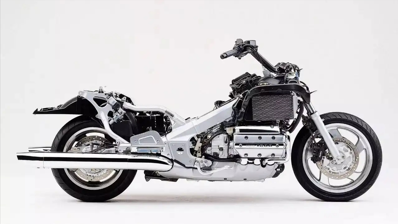 摩托车发动机解析:令人沉醉的声浪控制,精彩绝伦的气缸设计