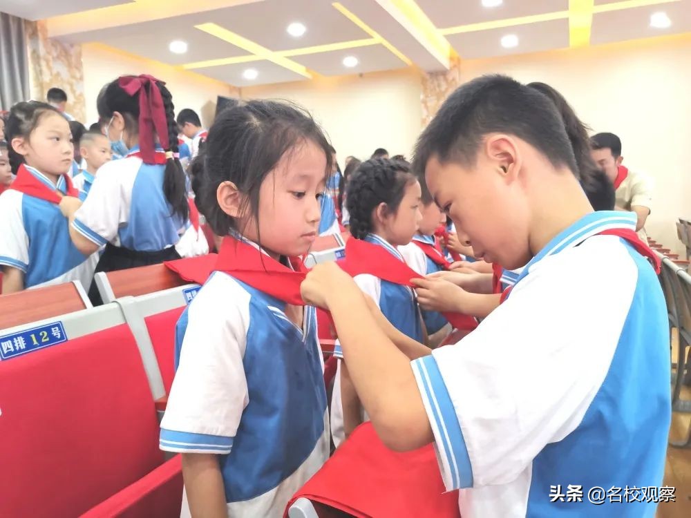 誓言声响，歌声回荡！犀浦实验，童心向党，在队旗下阳光成长