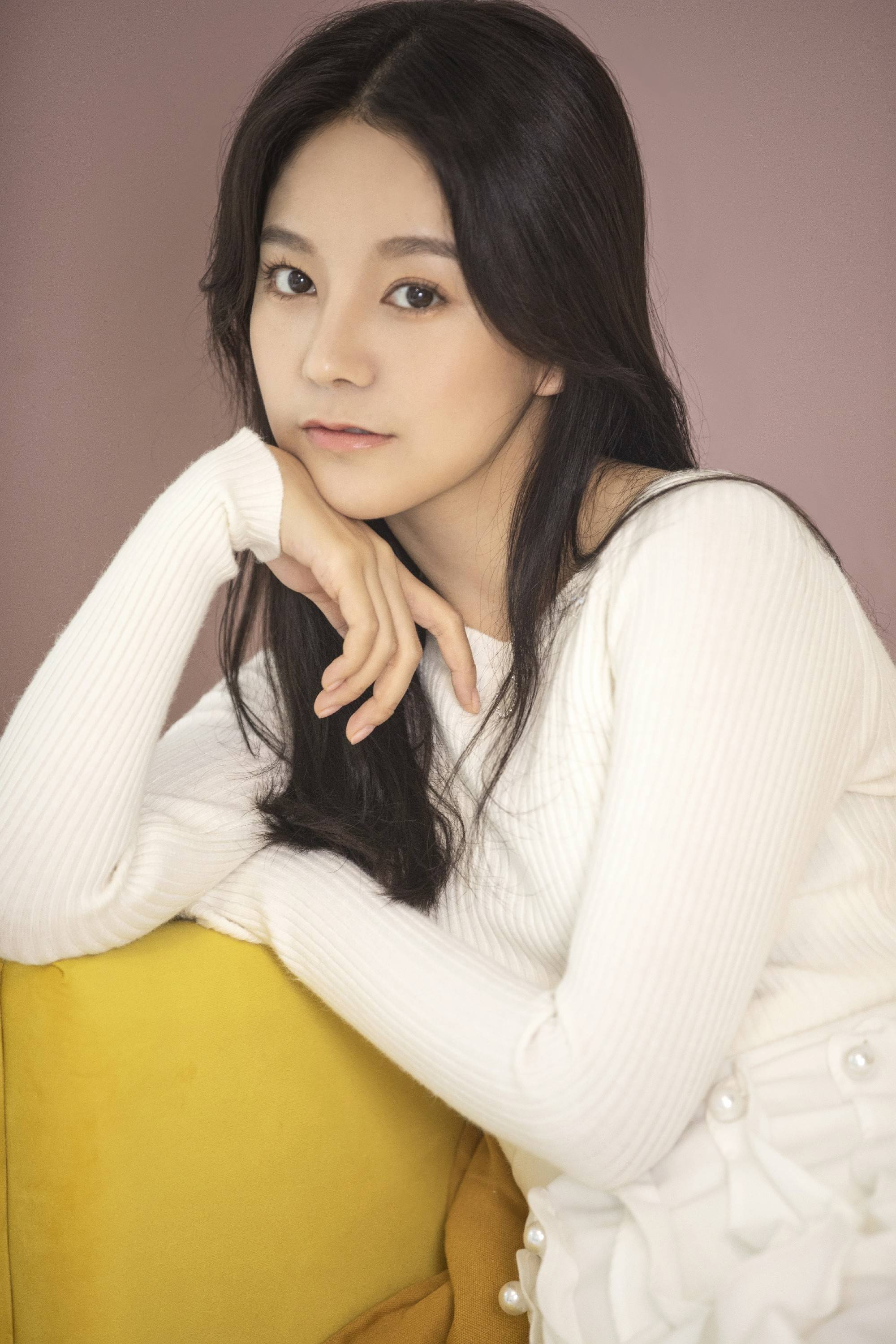 屠画《破事精英》收官藏彩蛋 金秘书古装造型美出天际