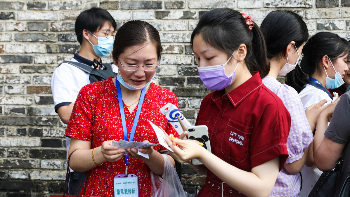 高二，考试成绩在600分上下，高考考上中等985院校的希望有多大？