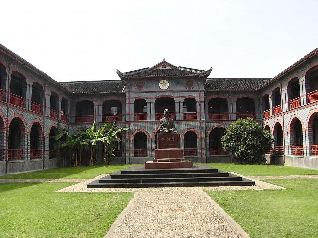 华东政法大学