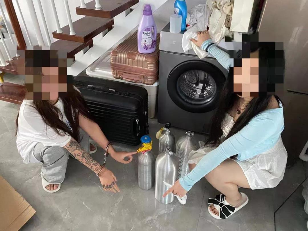 安徽两未成年少女吸食“笑气”被抓！女孩“笑气”成瘾任人摆布