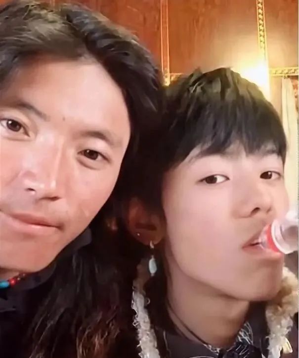 丁真舅舅"塌房"了?被爆骗色女粉丝,已婚已育还卖单身人设