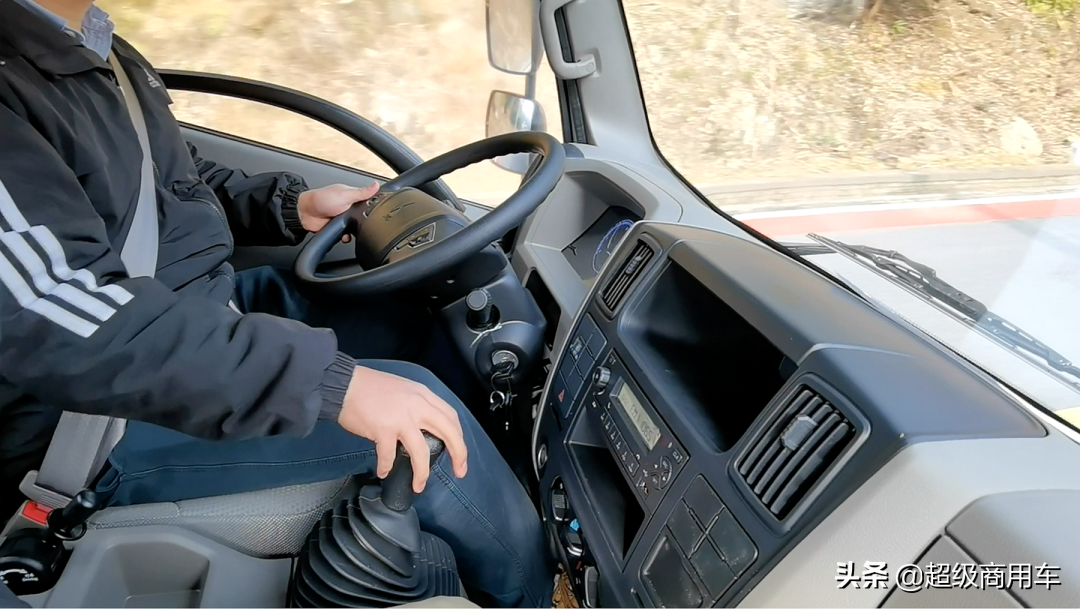 �Լ�װ�ڱ�4D25�Ľ�����忭�� ���Ÿ��Ŷ�����Ӧ��