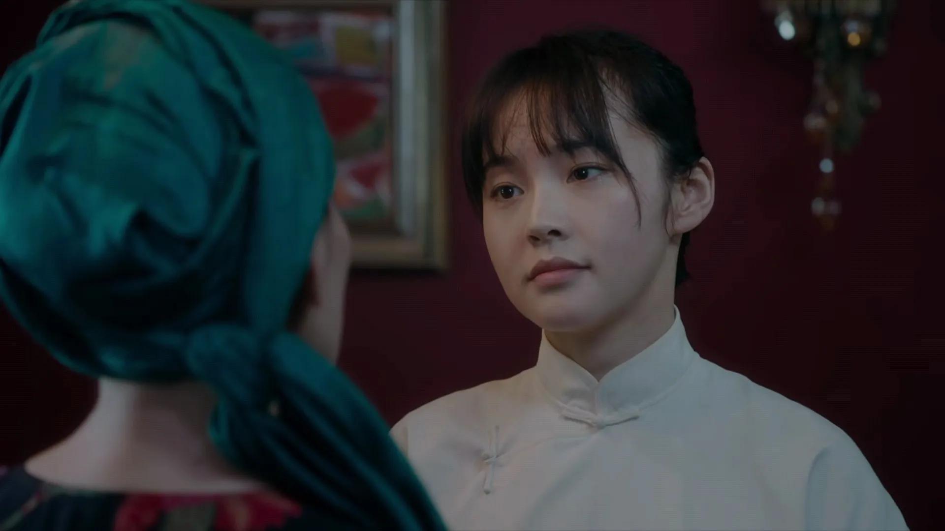 三读《第一炉香》原著：不与薇龙争执的睨儿，才是妥妥的人间清醒