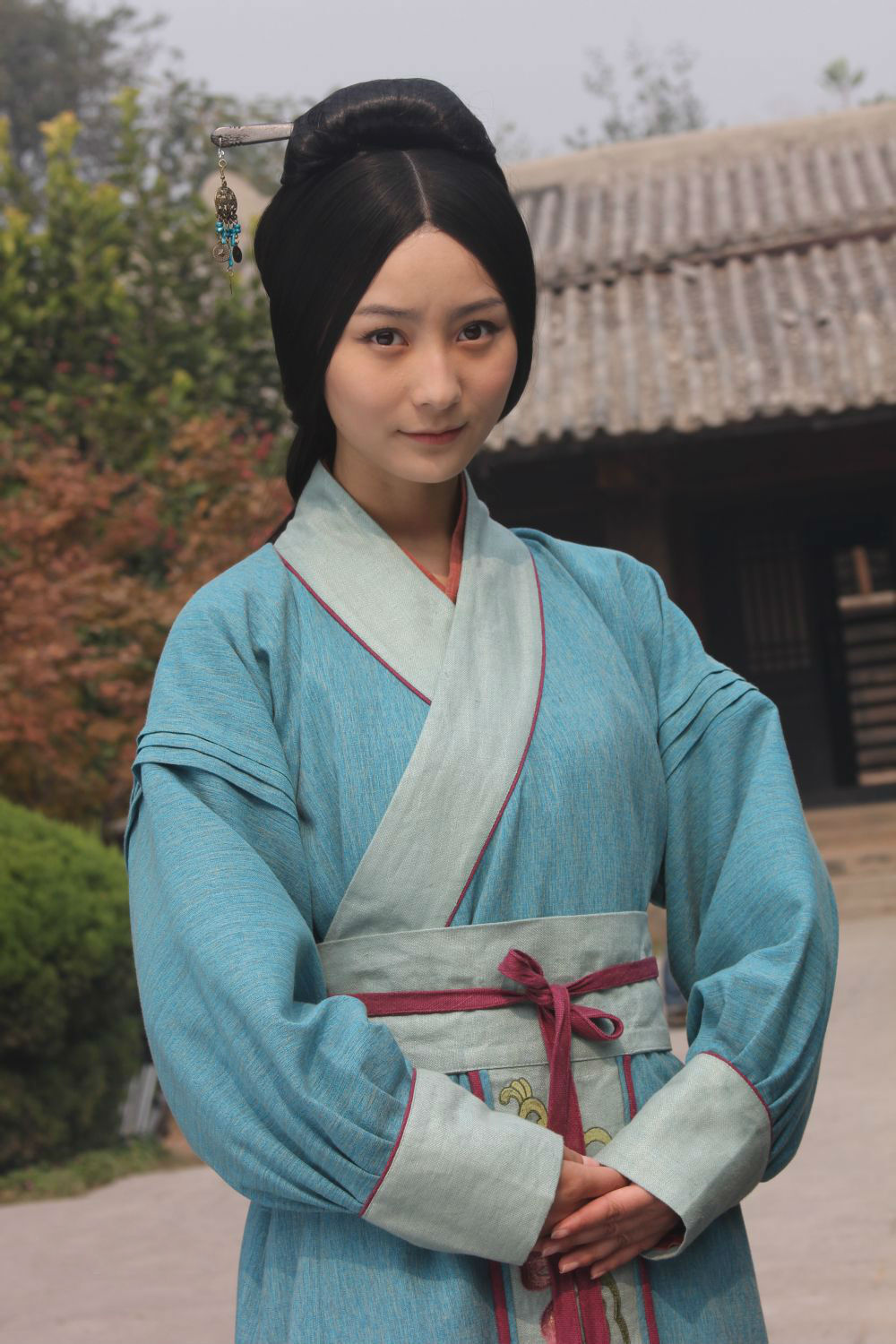 古剑奇谭演员表图片(15岁参加选秀17岁出道) - 赤虎壹号