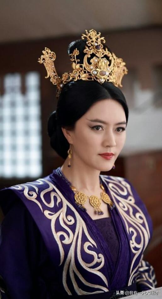 《白发》无辜背负仇恨的容齐，至死守护容乐，自此世上再无齐哥哥