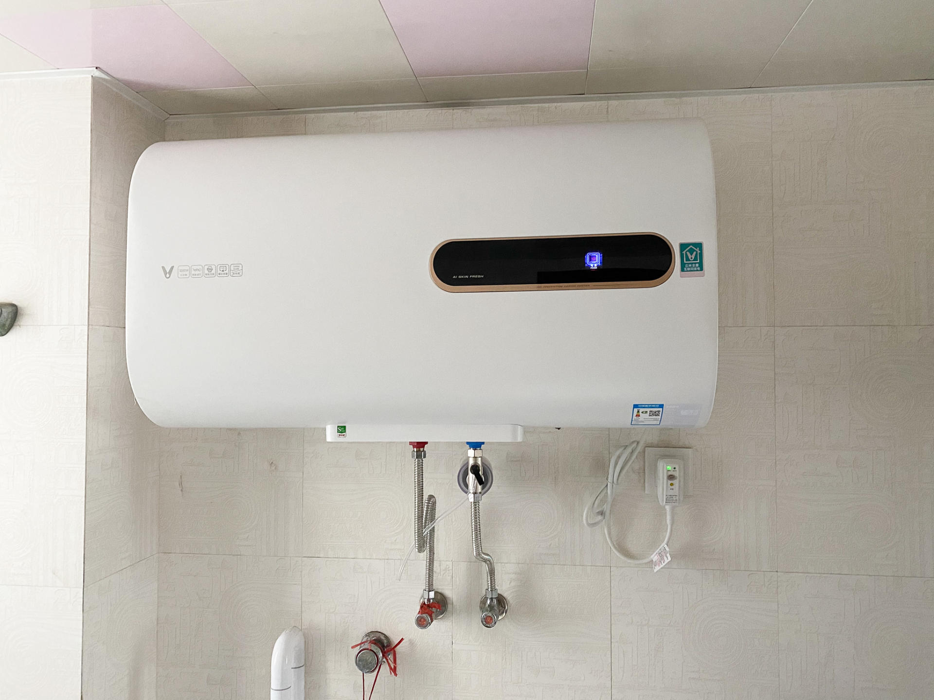 超薄漂亮没有大肚腩，云米新品AI电热水器Air2使用感受