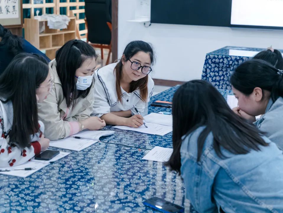 凝聚团队智慧 聚焦协同成长|天府新区籍田小学开启5月德育主题沙龙