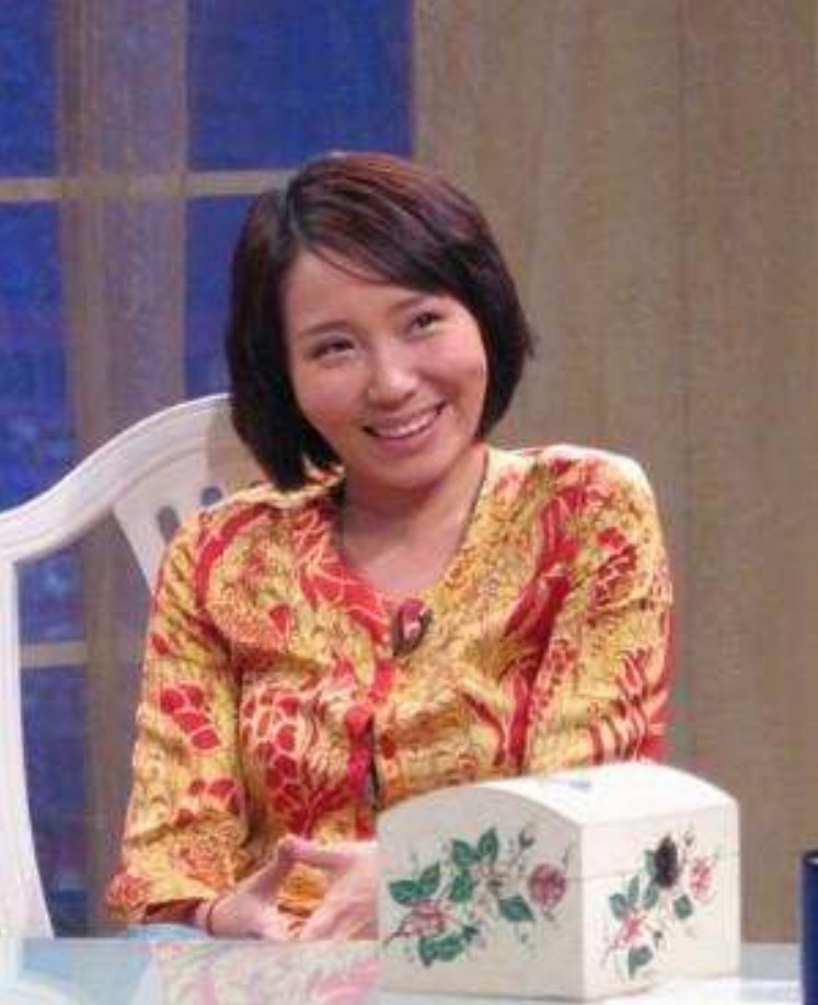 海一天：二婚娶小12岁娇妻，不介意妻子离异带着孩子，如今很幸福