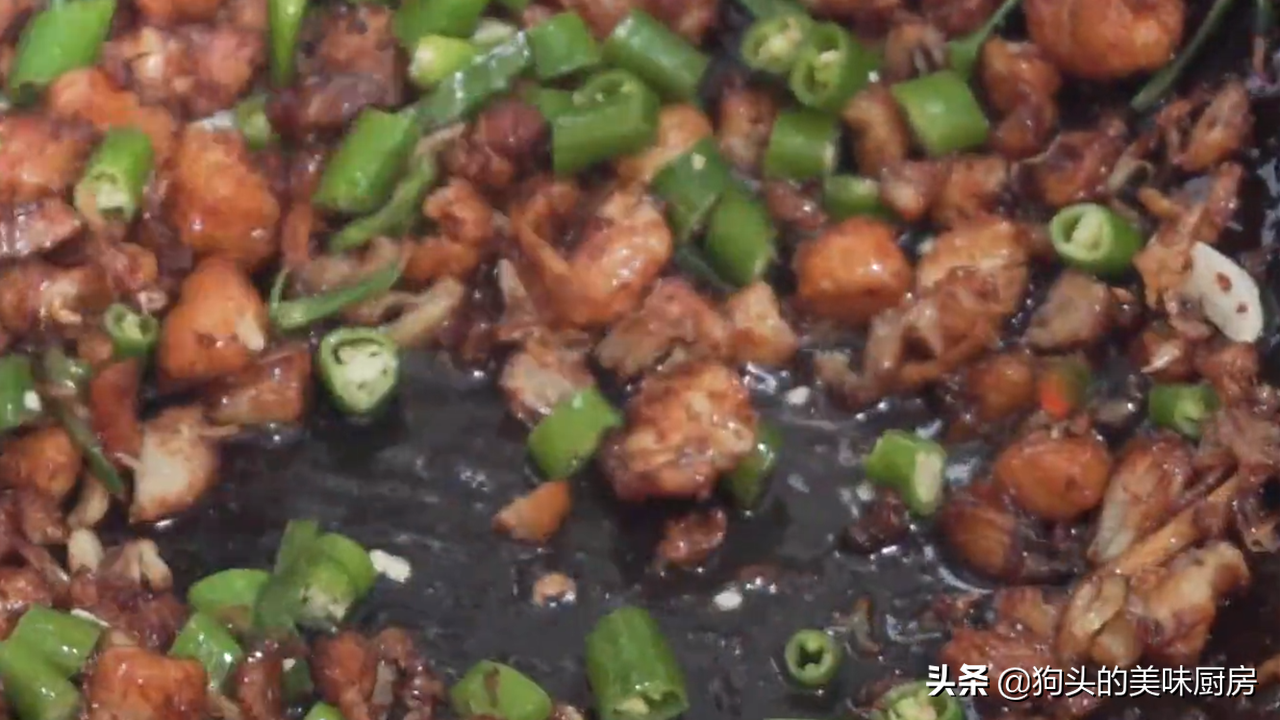 鸡胸肉最香的做法，外焦里嫩，好吃不长胖，在家做出烧烤的味道