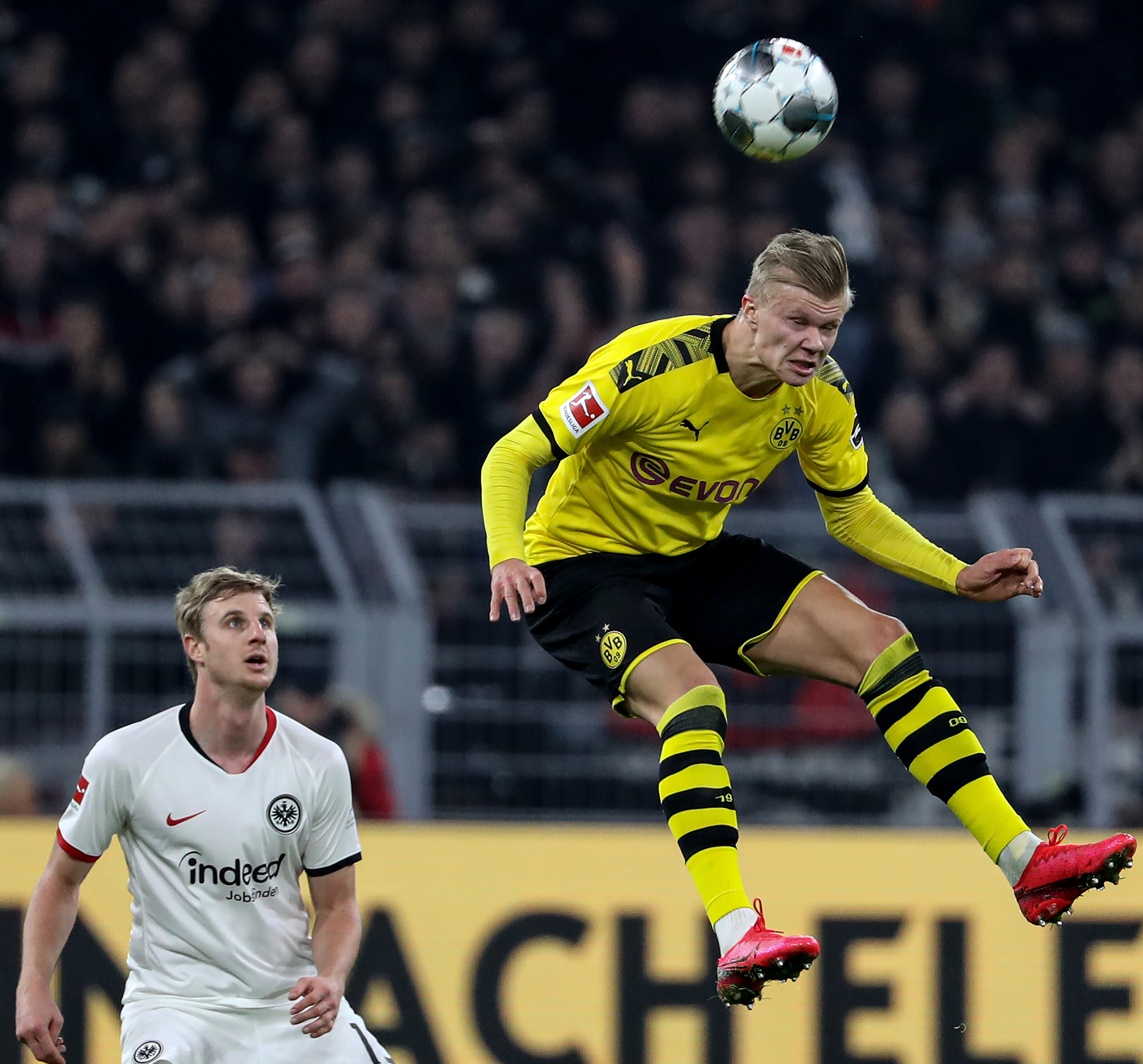 穆里尼奥领衔美资的对决红狼战女神再次成就了新绝代双骄