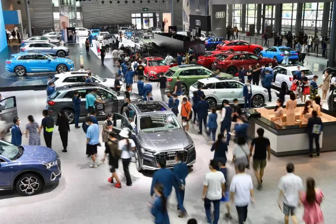 7月车市：折扣没了交付延长，晚上还有人买车