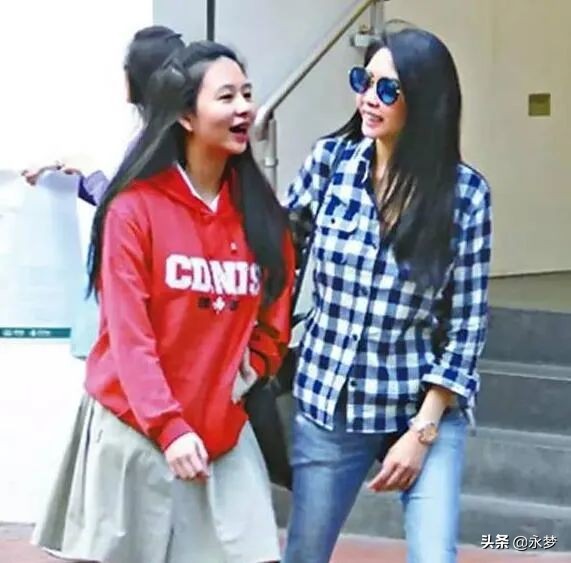 女明星的“海藻般长发”长啥样