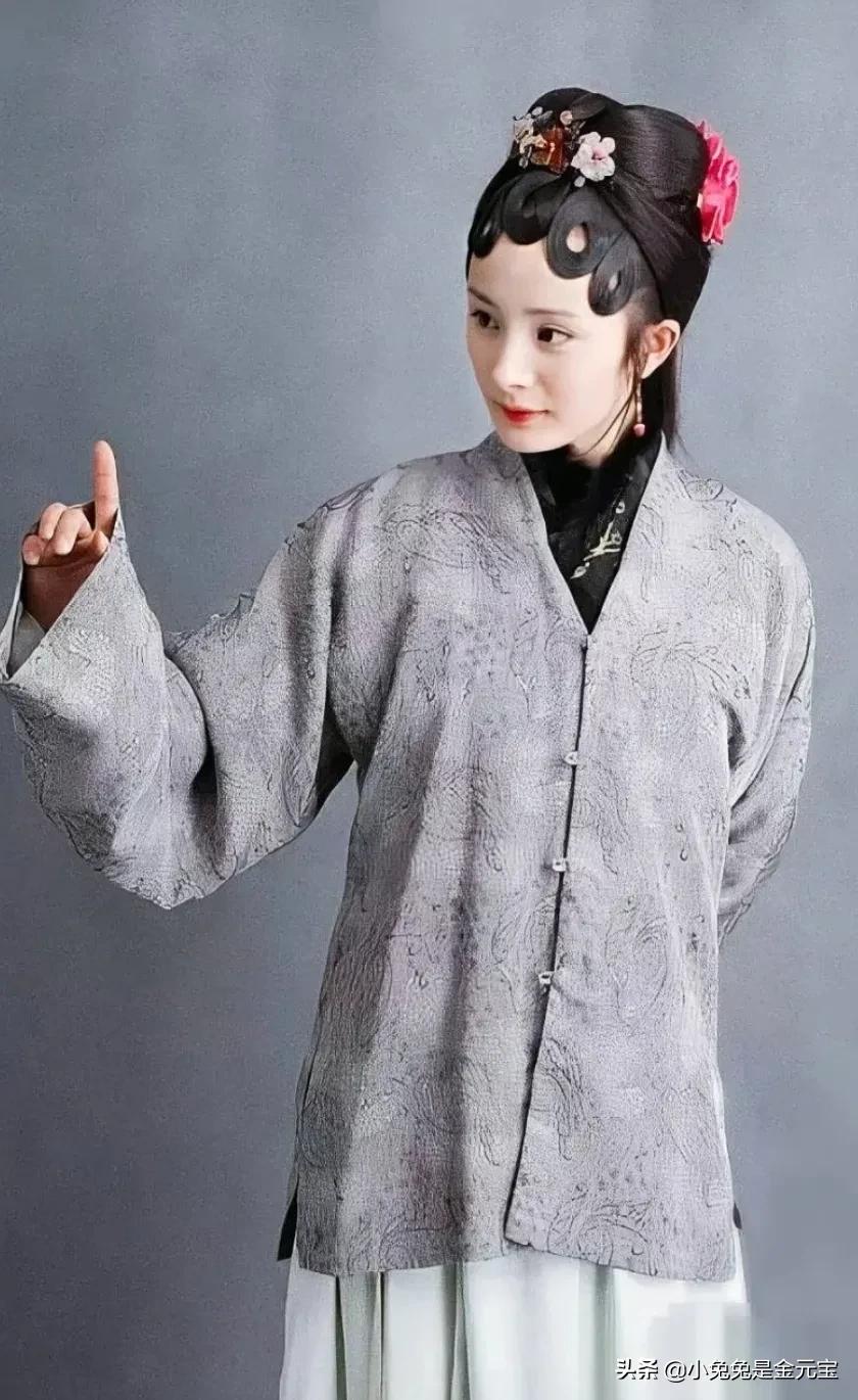 红楼梦里的小小配角 现在是一线明星