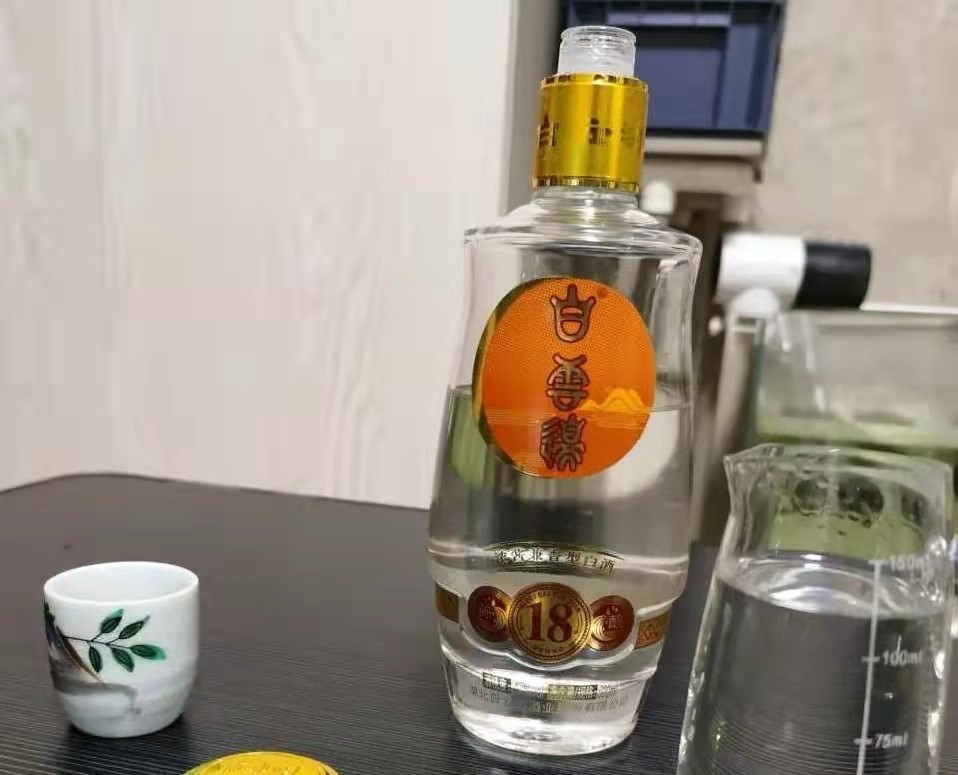 山东人过年请客，茅台并非首选！这4款酒廉价受欢迎，你喝过几款