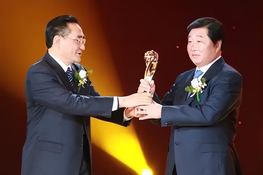 譚旭光：“不爭第一就是在混”，他是山東之福，中國汽車工業之幸