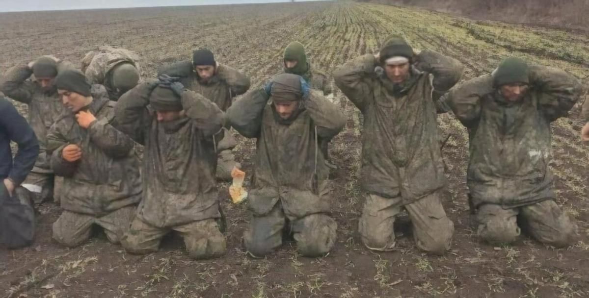 ����Ӫ�ŵ����ھ���żȻ��6�����������4���ˣ��ɵ���ս���˴��