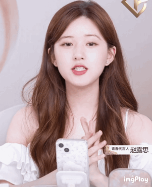 互联网美女真的太多了！杨幂身材大杀四方，赵今麦长大了这么美？