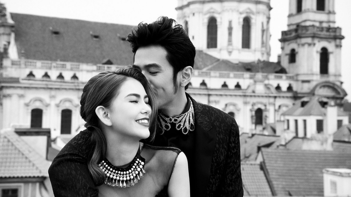 2022年情人节,看看这10对恩爱的明星夫妻,我又相信爱情了