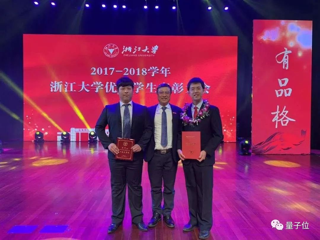 浙大读博八年现靠送外卖赚钱，本人：进组以来博士无一人按时毕业