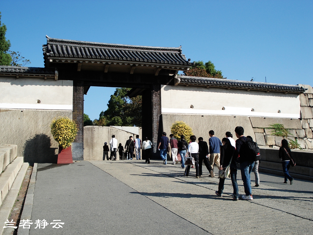 日本大阪旅游，逛“心斋桥”步行街，看大阪古城与街景