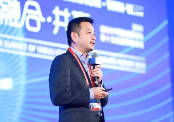 梁建章建议：取消中考，合并初中和高中，上4年后参加高考